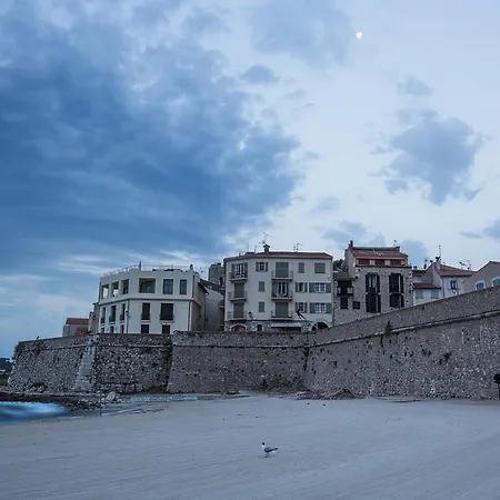Chateau Clemenceau Antibes