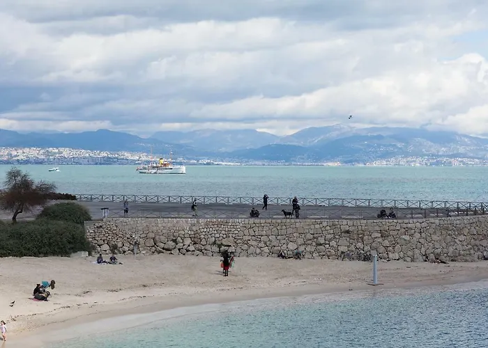 Chateau Clemenceau Antibes